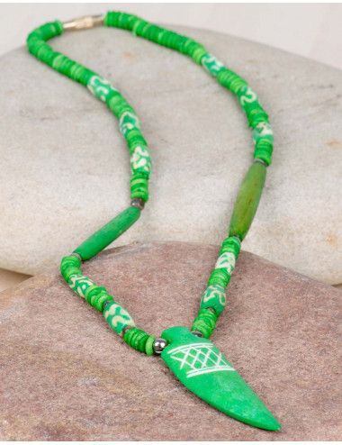 collar-hueso-verde-unisex-hippie