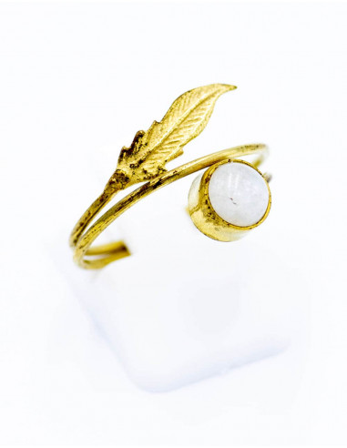 anillo-hippie-hoja-tallada-piedra-blanca