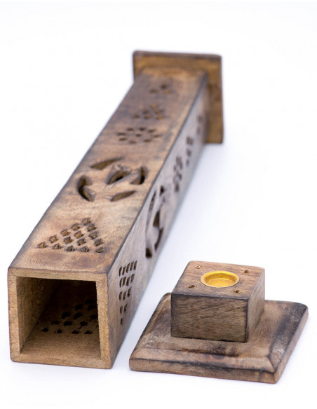 Rustic Vertical Censer