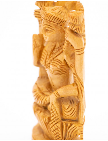 estatua-lakshmi-madera-tallada-a-mano