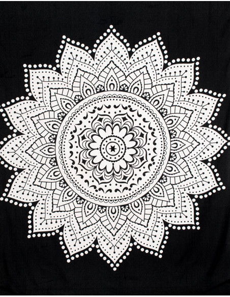 Black Summer Quilt