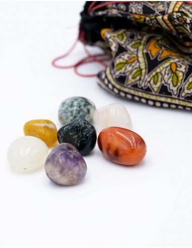 Bag with 7 Chakras Stones
