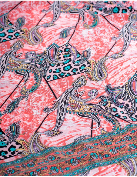 seda-estampada-rosa-suave-al-tacto