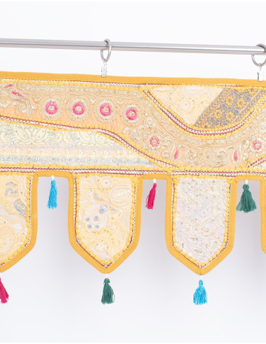 Straight Toran Yellow