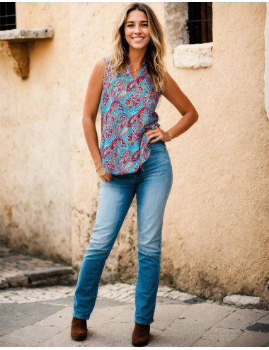 camiseta-verano-celeste-estampado-rojo