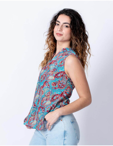 camiseta-basica-mujer-celeste-estampado-rojo
