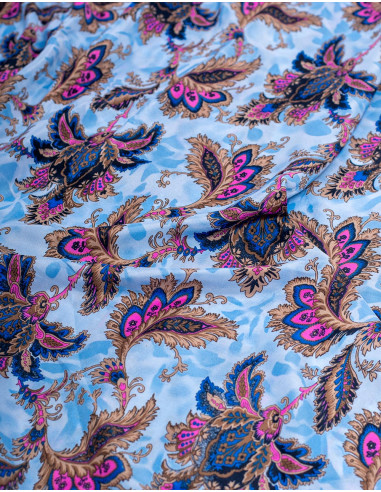 tela-seda-estampada-fondo-celeste