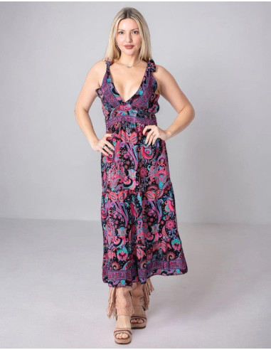 vestido-escote-pico-negro-burdeos