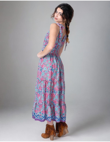 vestido-escote-pico-seda-rosa