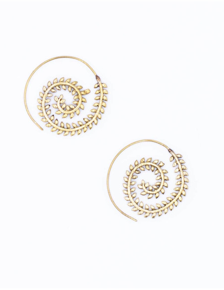 pendientes-hojas-circulares-dorados-mujer