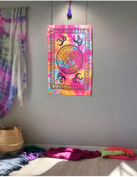 habitacion-meditacion-tapiz-multicolor-simbolo-om