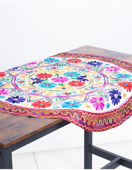 Round Tablecloth with Hand Embroidered Flowers – Kimago Artisanal Art