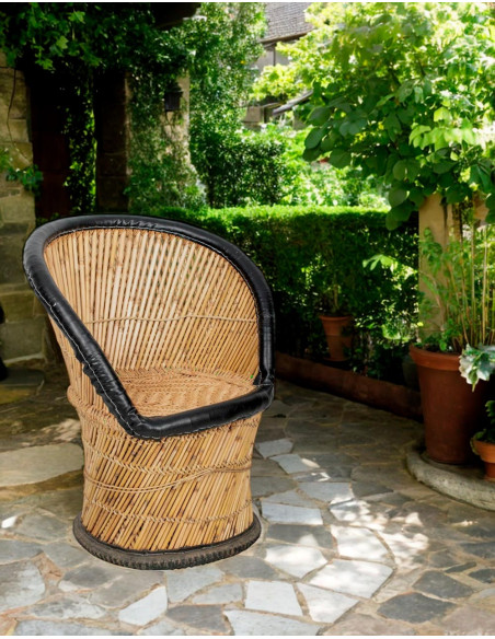 Jute armchair with faux leather details | Handcrafted in India | Comfort and ethnic style