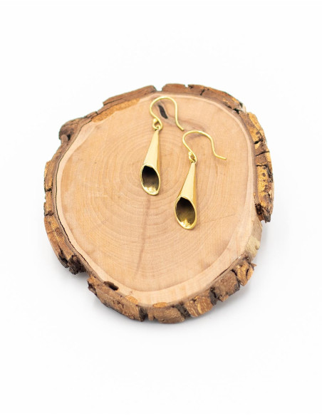 Gold-plated brass triangular tube earring – Kimago Crafts