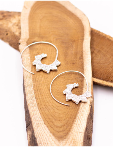 Silver-plated handmade earrings with carved leaves