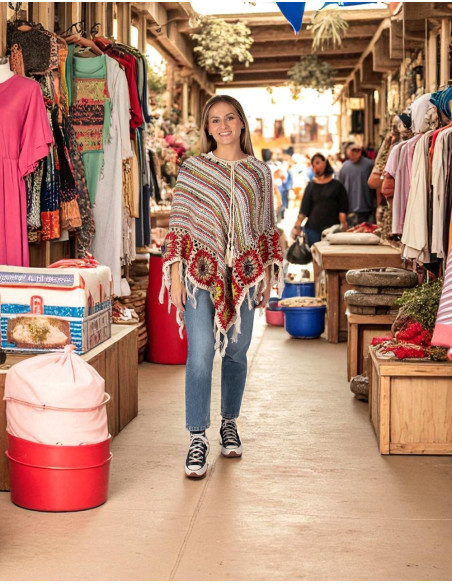 Woven boho poncho with fringes | Kimago