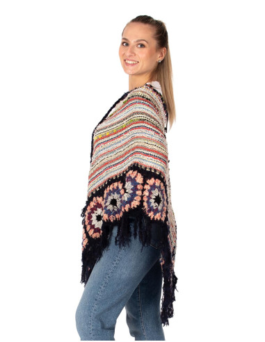 Woven boho poncho with fringes | Kimago