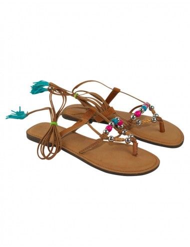Sandalia hippie griega con bolas